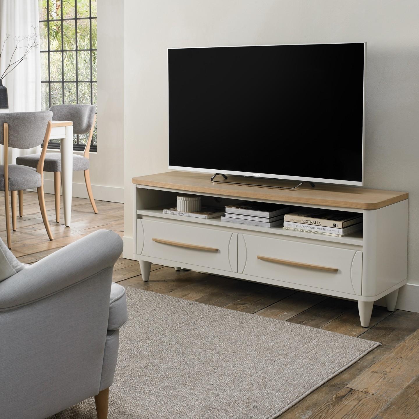 Christmas movie nights just got better! 🎥✨ The Larsen Scandi Oak & Soft Grey entertainment unit...